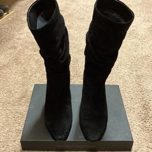 Gorgeous suede slouchy boots. Like new!